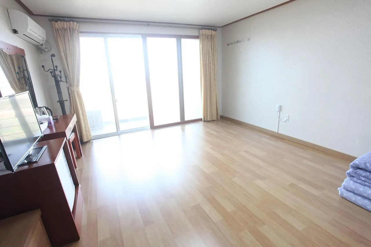 Jeju Youth Hostel